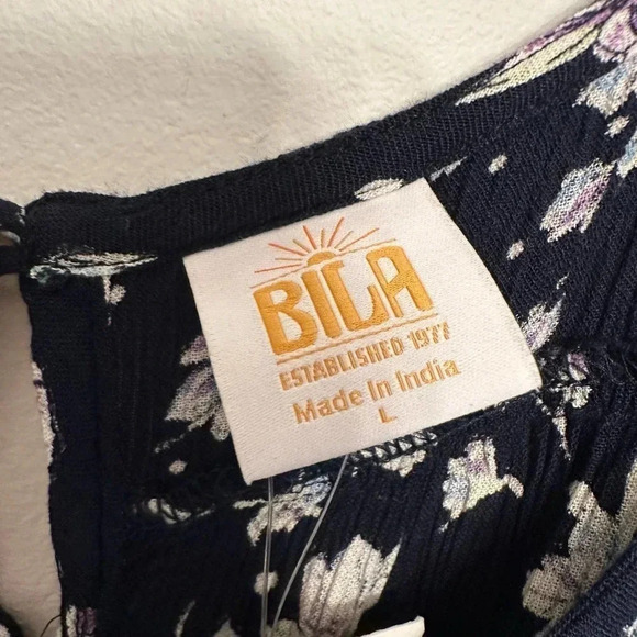 Bila NWT’s Women’s Floral print ruffle tank. Size large - Picture 5 of 8
